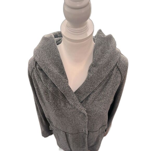 Lululemon Find Your Centre Wrap Jacket Heathered Speckled Black Hooded Sz 6 EUC - Picture 10 of 12